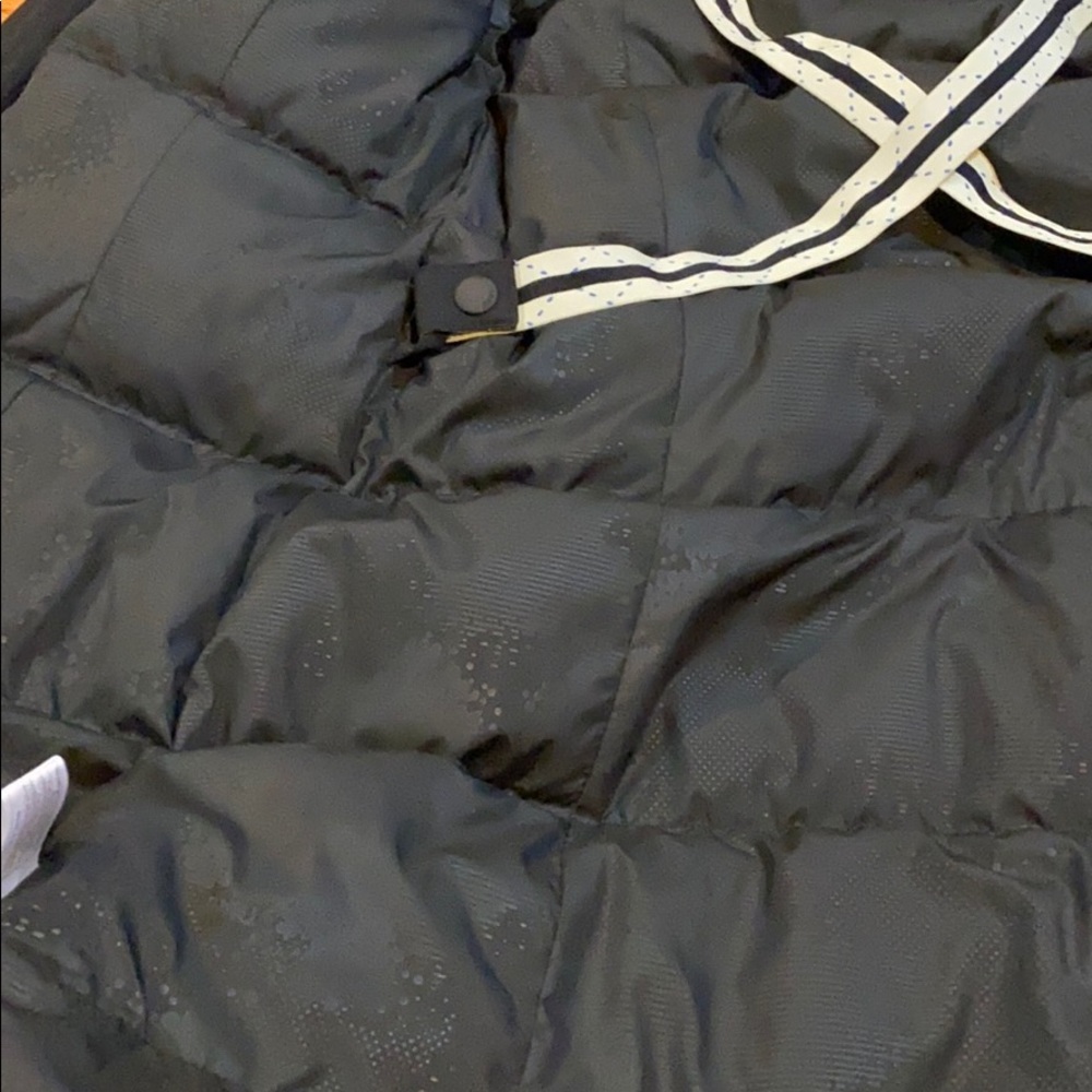 SOLD NWT Aritzia TNA Bancroft Parka Down Coat - Picture 11 of 15